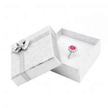 Silver ring gift box with pattern of flowers and bow