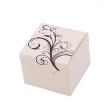 Beige jewellery paper gift box with nature motif