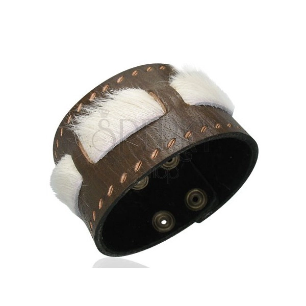 Two layer leather bracelet with beige fur