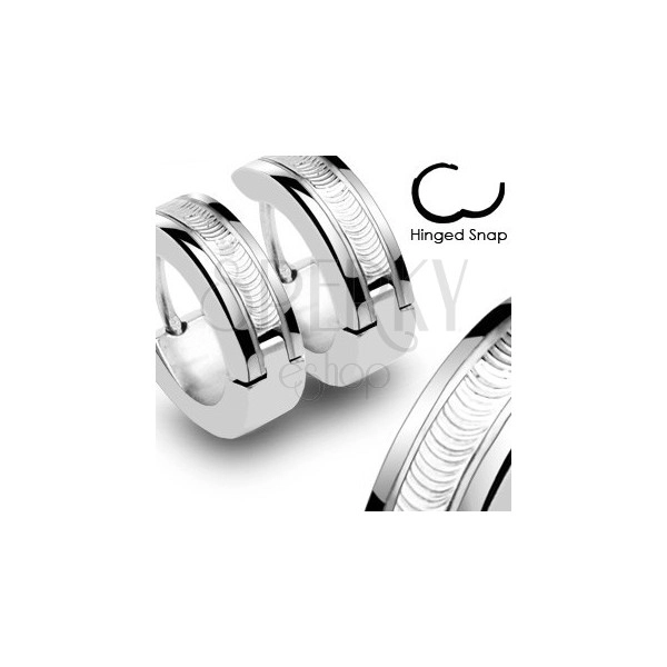 Hinged hoop earrings made of 316L steel, decoratively carved central line