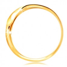 Ring made of 14K gold - bicoloured wavy shoulders, line of clear zircons and notch