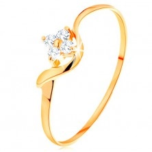 Ring made of yellow 14K gold - flower of clear diamonds, wavy arm