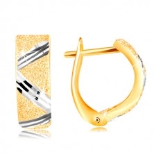 14K gold earrings - sparkling gritted surface with zig-zag line of white gold