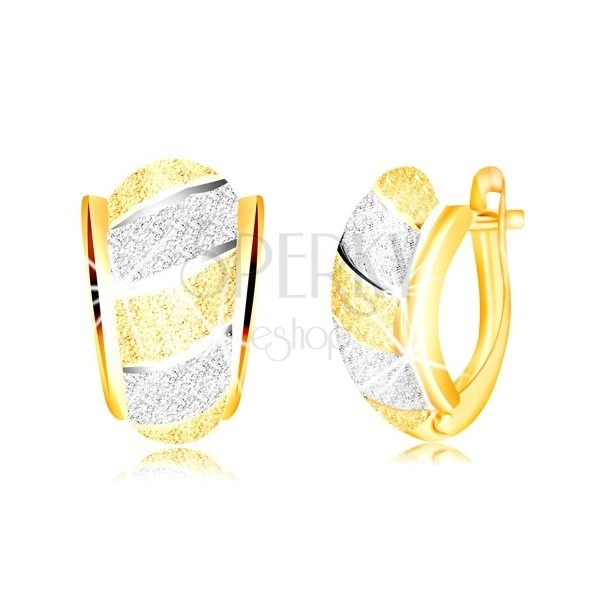 585 gold gliterring earrings – asymmetric arch, stripes, sanded surface