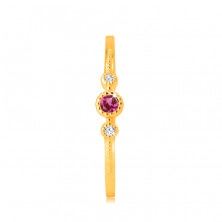 Diamond ring in 14K yellow gold – ruby in a bezel, clear brilliants, tiny beads