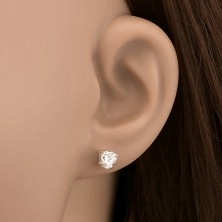Earrings made of 925 silver - heart-shaped zircon with prongs