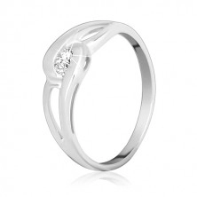 Ring made of 925 silver – rounded arms around zircon