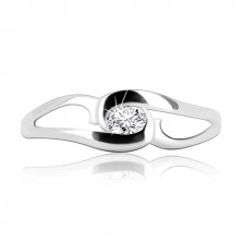 Ring made of 925 silver – rounded arms around zircon